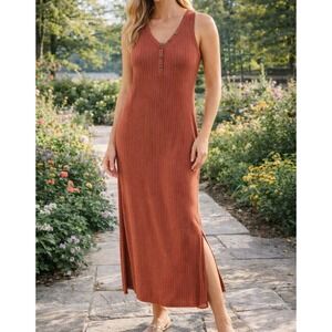 Stars Above Ribbed Henley Maxi Dress Rust Orange Sleeveless Side Slit Medium